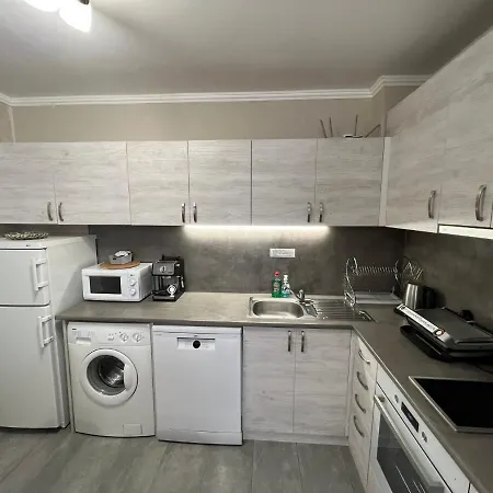 Apartament мезонет лапландия *